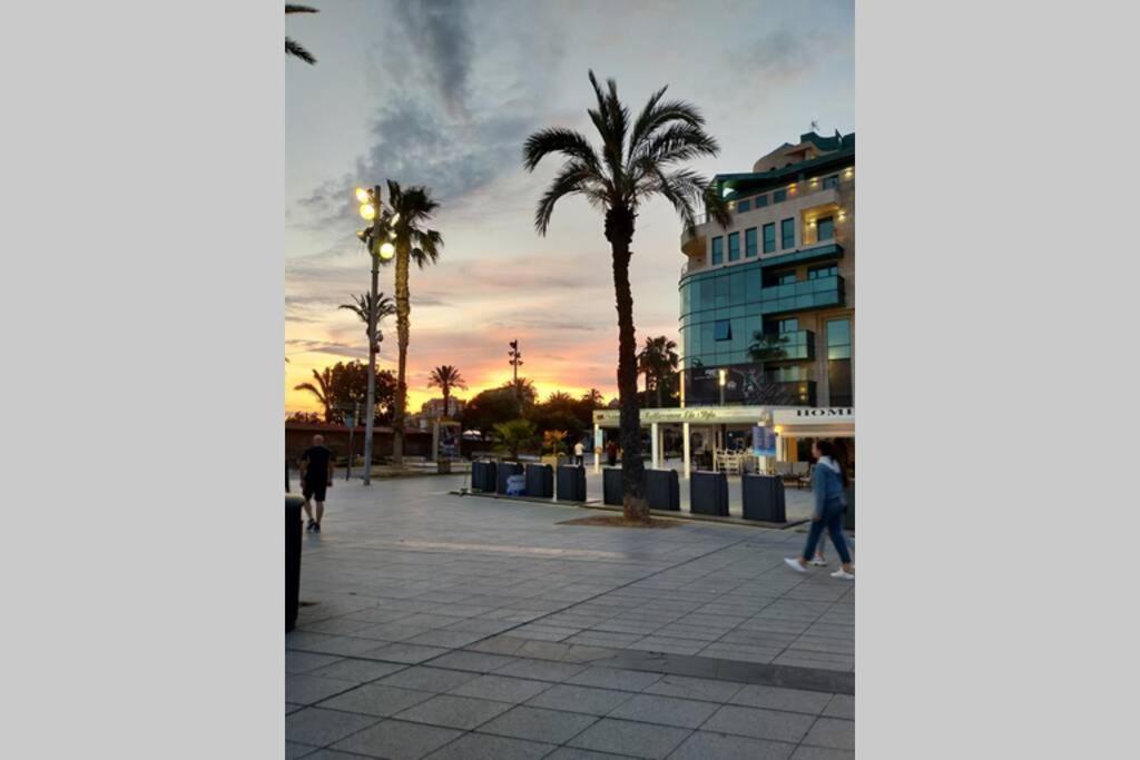 Estudio comodo en Torrevieja Exterior foto